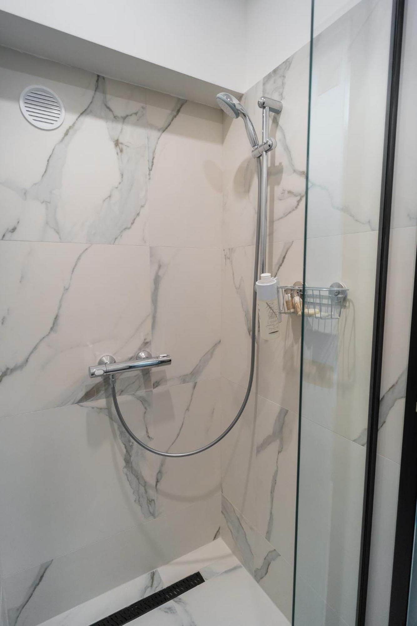Urban Pearl - Old Town - Unique 4Br/3Ba Apartment Bukareszt Zewnętrze zdjęcie